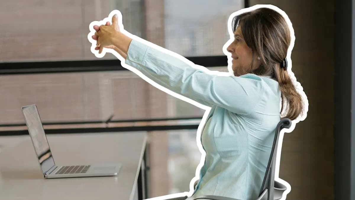 Incorporando yoga en las pausas activas del trabajo